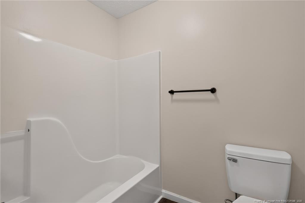 205 Whitechapel Lane Property Photo 12