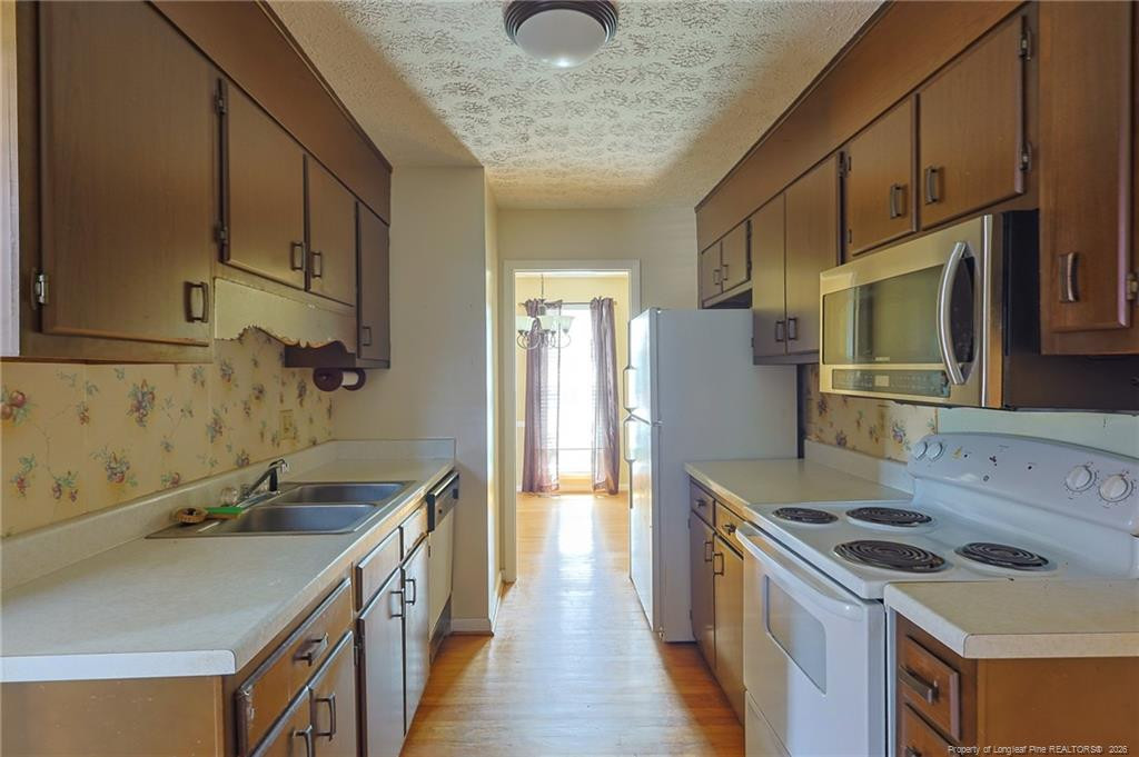 3305 Margate Place Property Photo 5