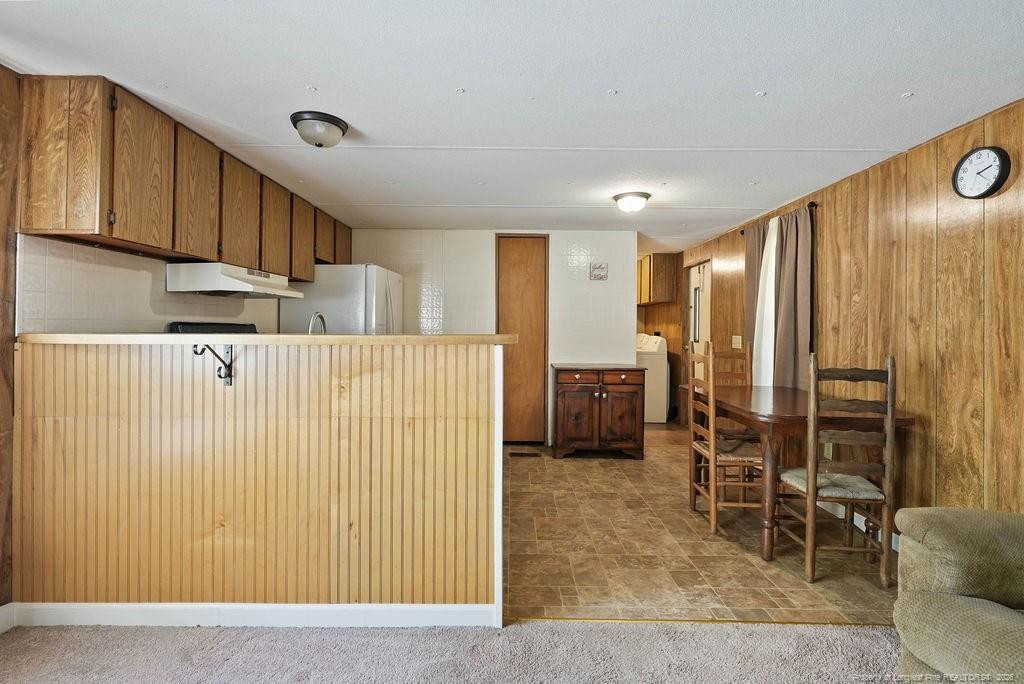 5998 Love Court Property Photo 9