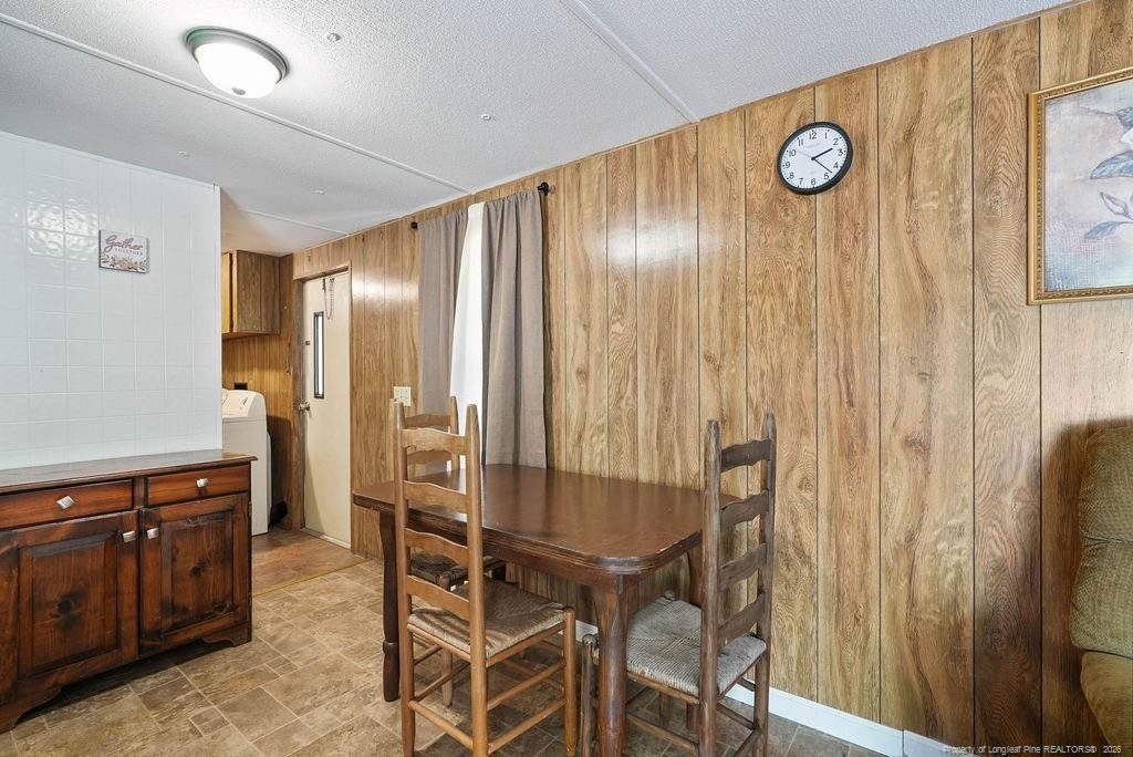 5998 Love Court Property Photo 10