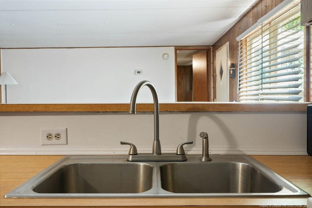 5998 Love Court Property Photo 12