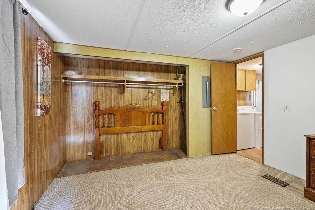 5998 Love Court Property Photo 18