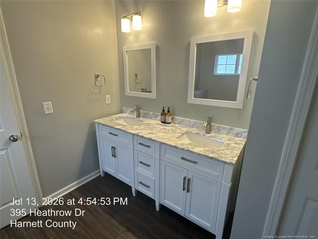 395 Heathrow Drive Property Photo 25