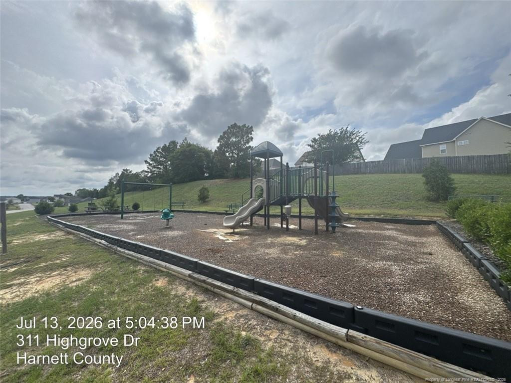 395 Heathrow Drive Property Photo 39