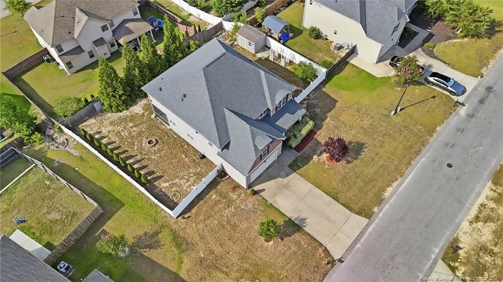 910 Highgrove Drive Property Photo 3