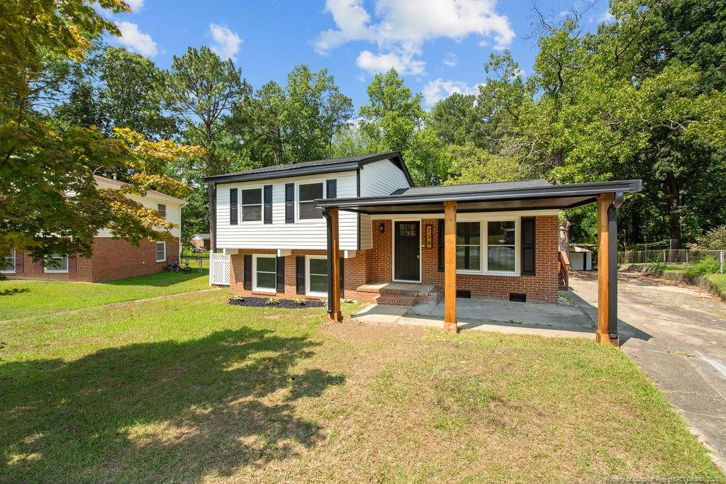 736 Burgoyne Drive Property Photo 1