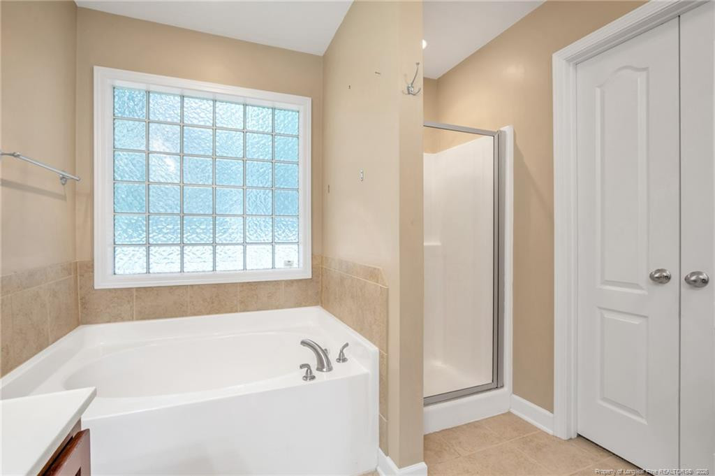 2904 Assurian Court Property Photo 19
