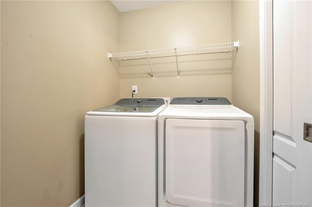 2904 Assurian Court Property Photo 30