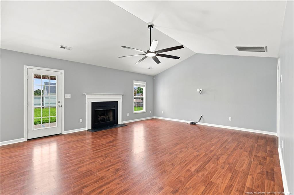 5824 Nesee Street Property Photo 7