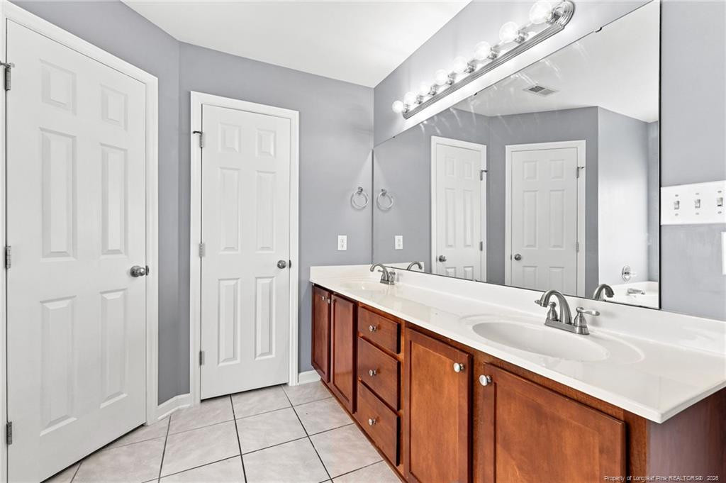 5824 Nesee Street Property Photo 19
