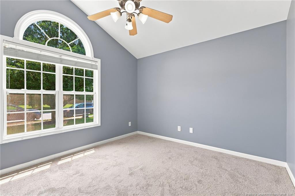 5824 Nesee Street Property Photo 24