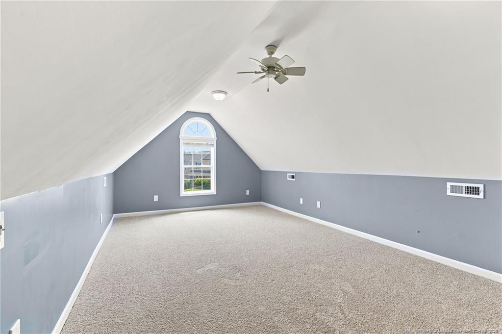 5824 Nesee Street Property Photo 27