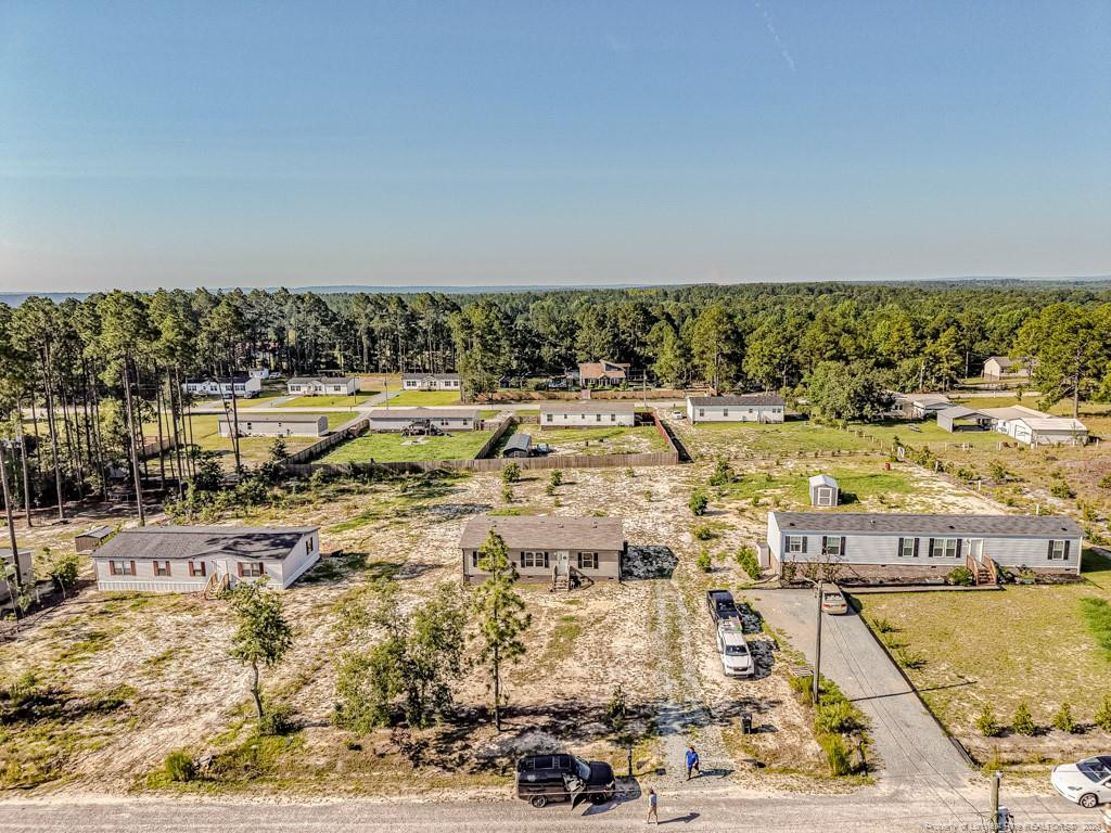 211 Pine Oak Property Photo 4