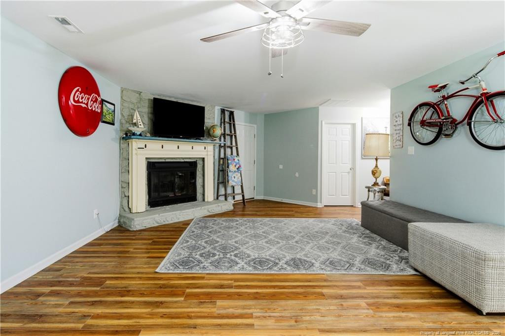 6885 Buttermere Drive Property Photo 10