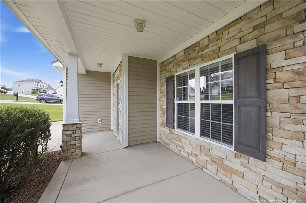 92 Colonist Place Property Photo 4