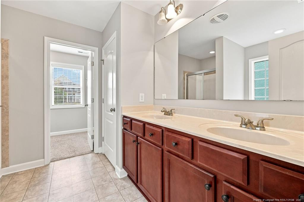 92 Colonist Place Property Photo 37