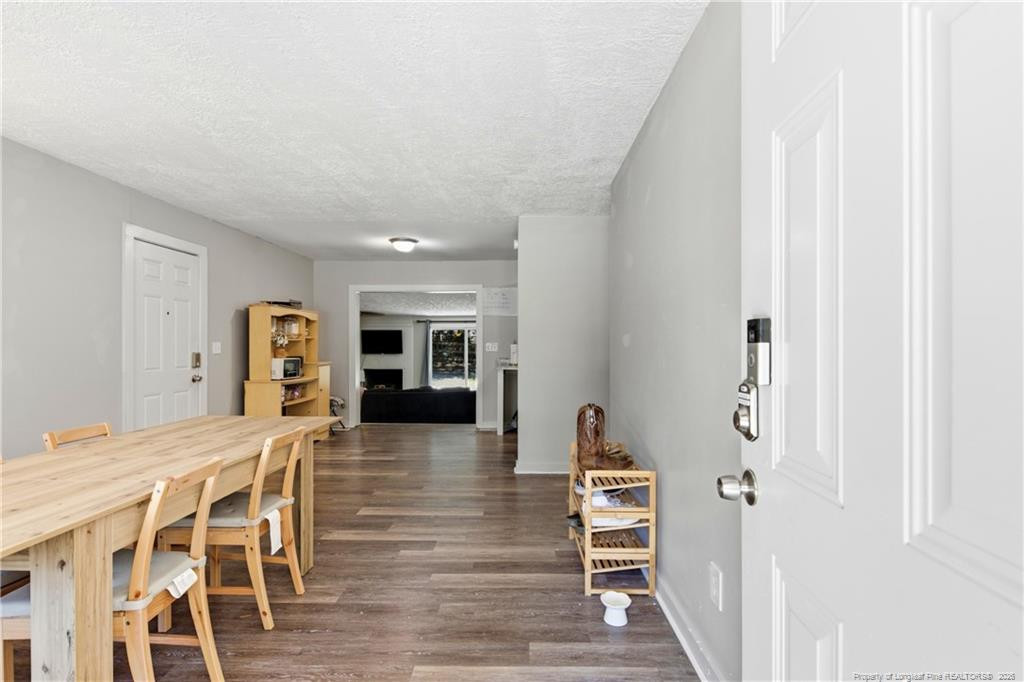 2510 Lone Pine Drive Property Photo 3