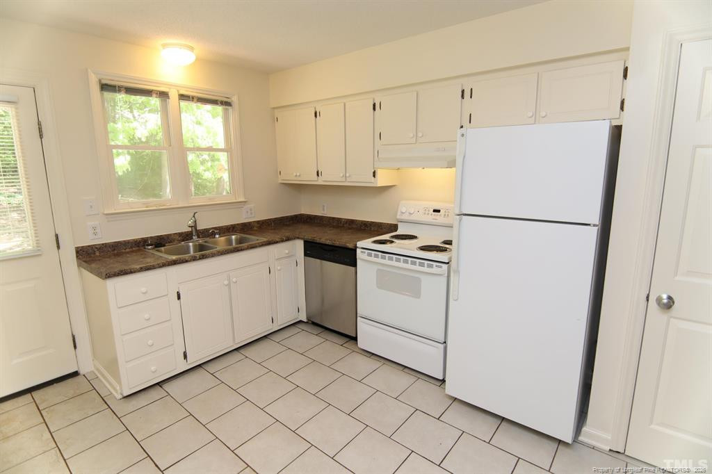 6114 Deerwood Place Property Photo 9