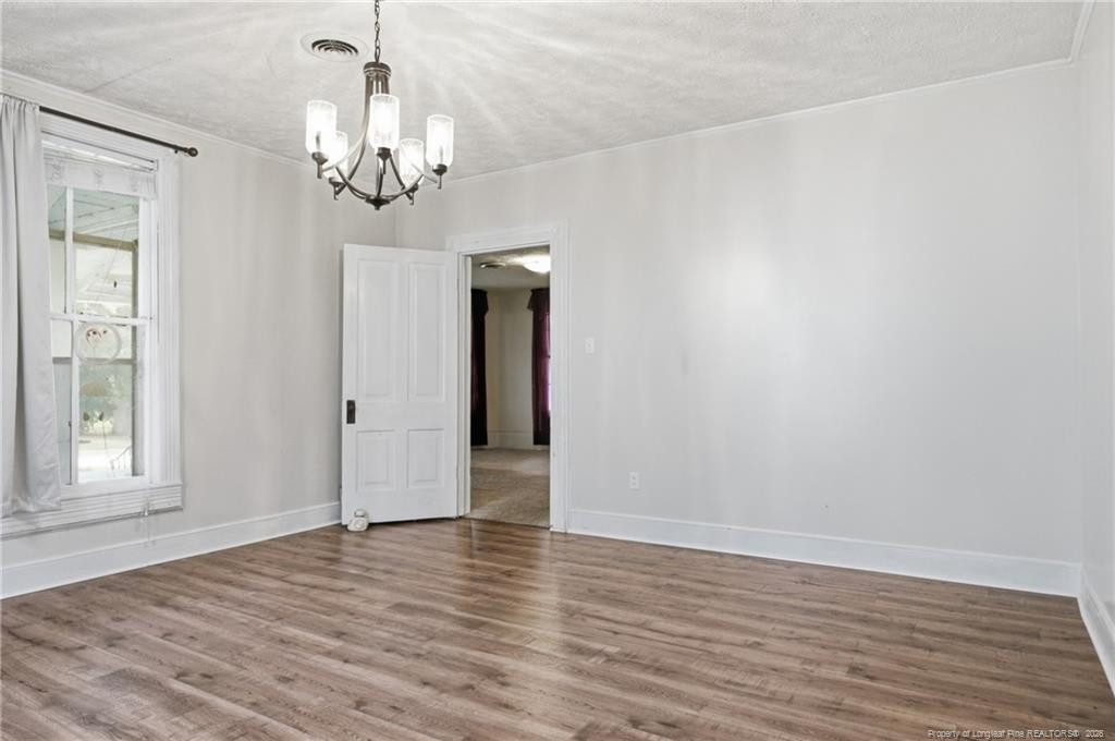 206 E 2nd Avenue Property Photo 13