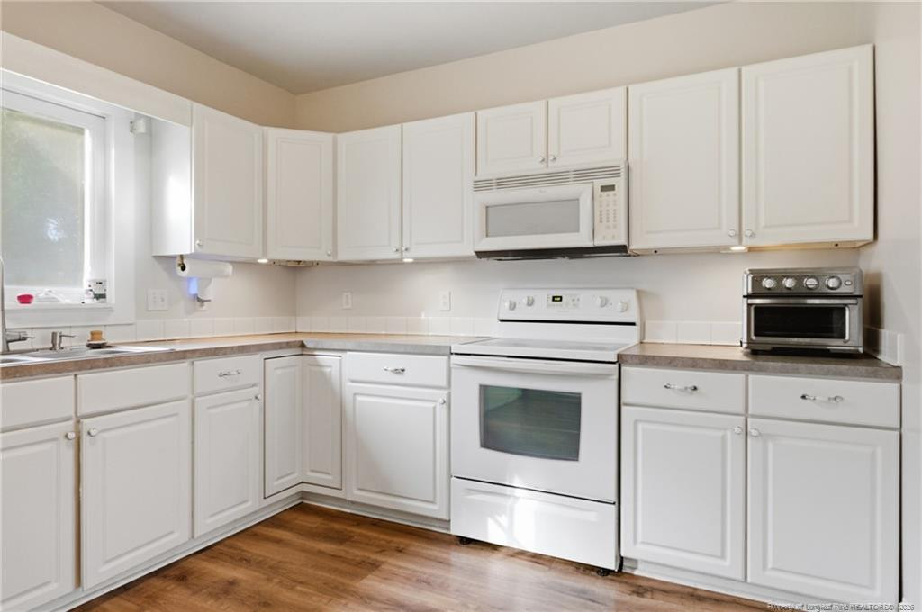 206 E 2nd Avenue Property Photo 17