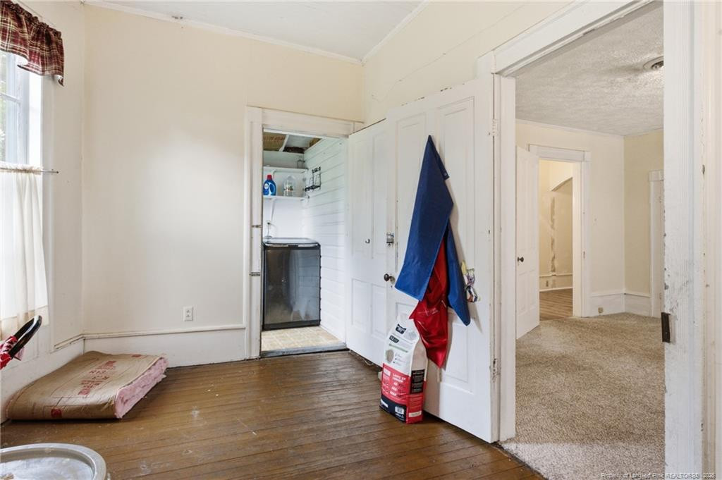 206 E 2nd Avenue Property Photo 38