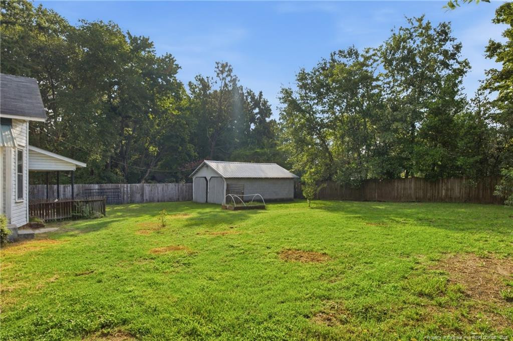 206 E 2nd Avenue Property Photo 40