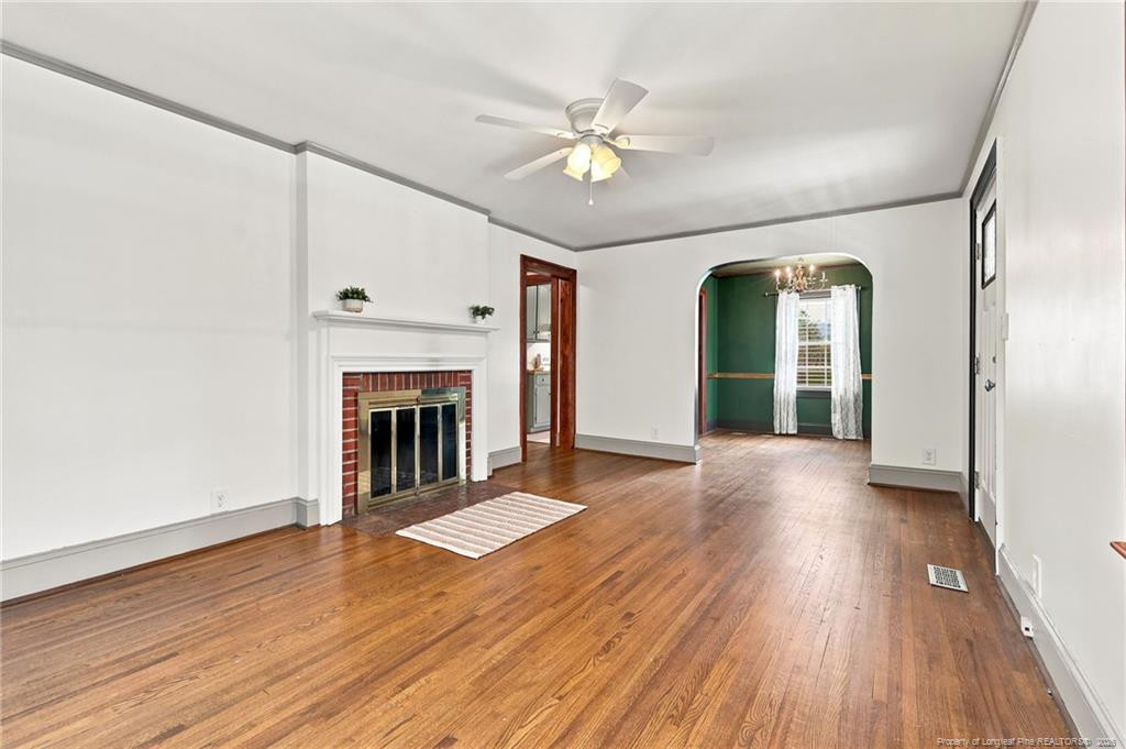 608 Glenville Avenue Property Photo 8