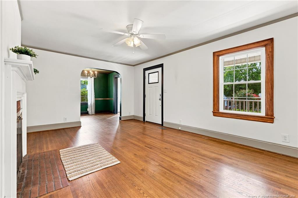 608 Glenville Avenue Property Photo 9