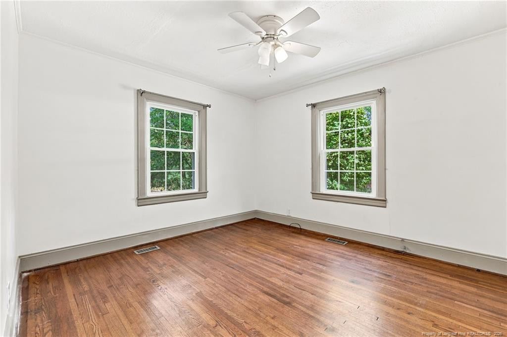 608 Glenville Avenue Property Photo 21