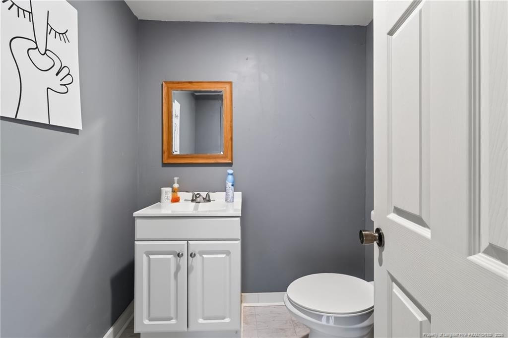 423 E Edinborough Avenue Property Photo 34