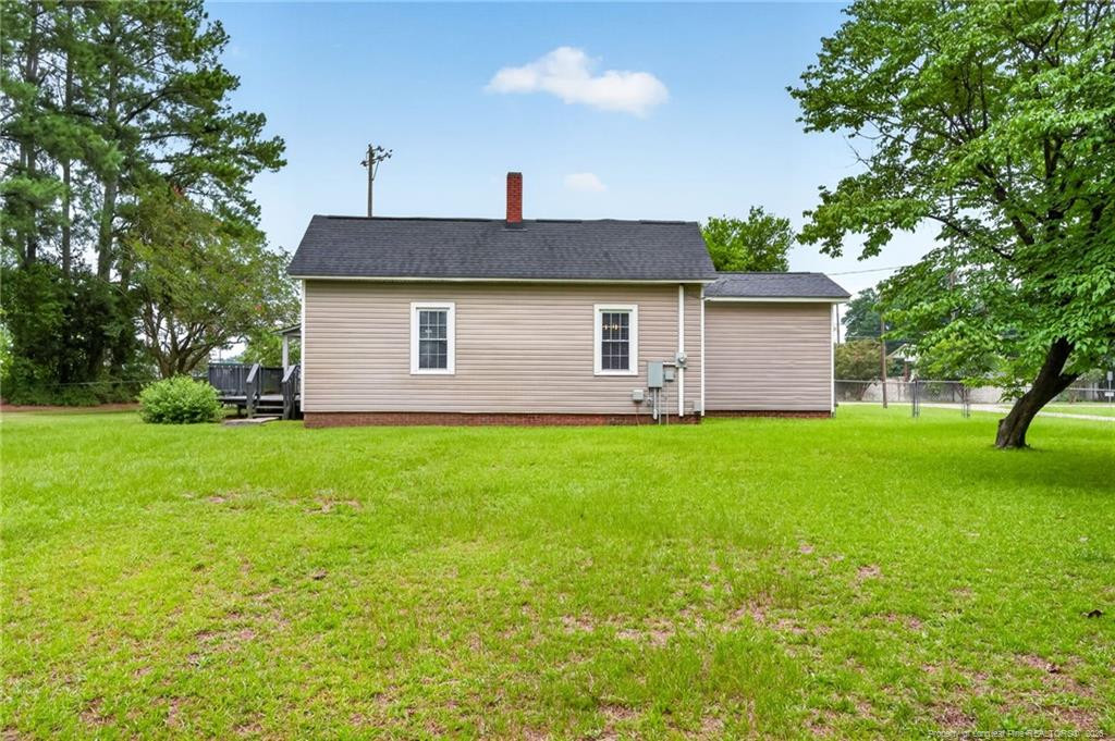 423 E Edinborough Avenue Property Photo 46