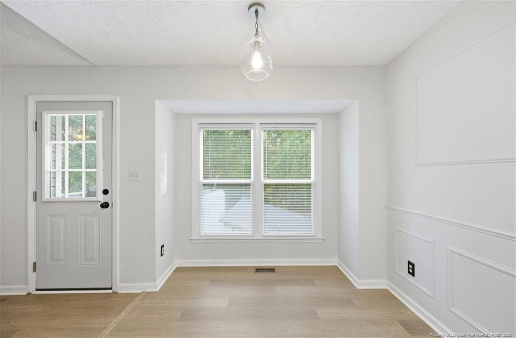 5923 Lively Court Property Photo 12