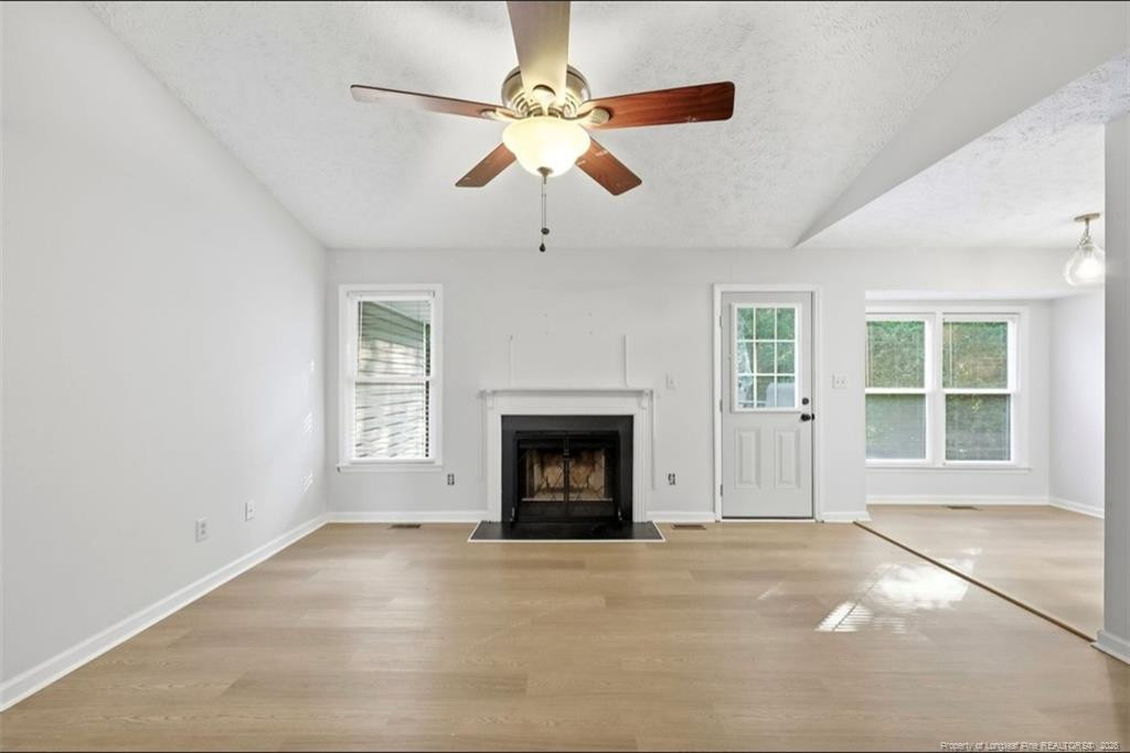 5923 Lively Court Property Photo 15