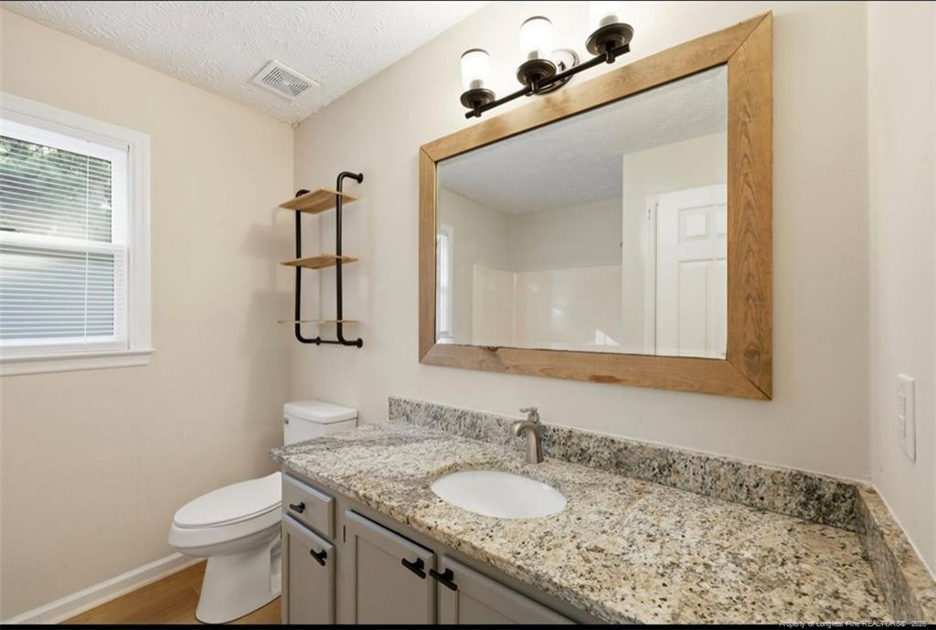 5923 Lively Court Property Photo 25