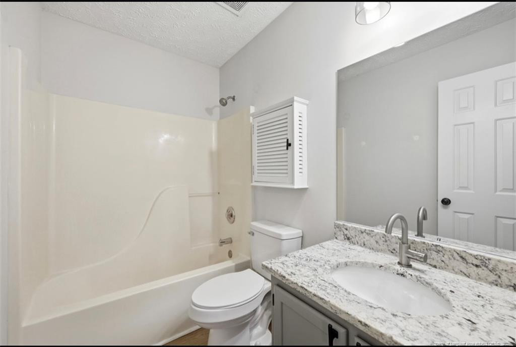 5923 Lively Court Property Photo 27