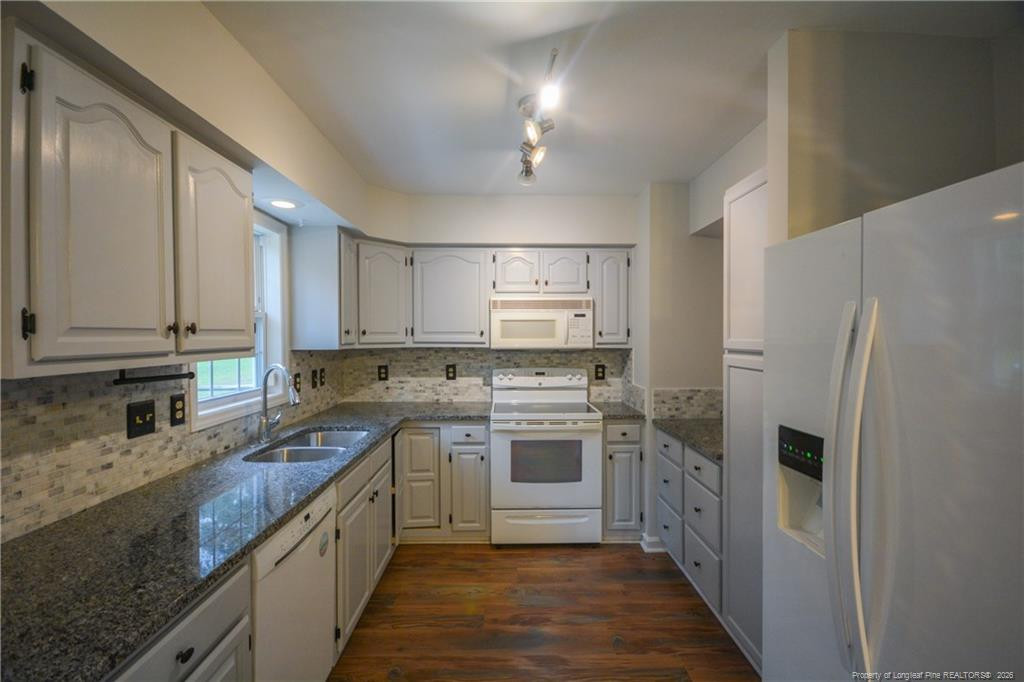 166 Coachman Way Property Photo 17