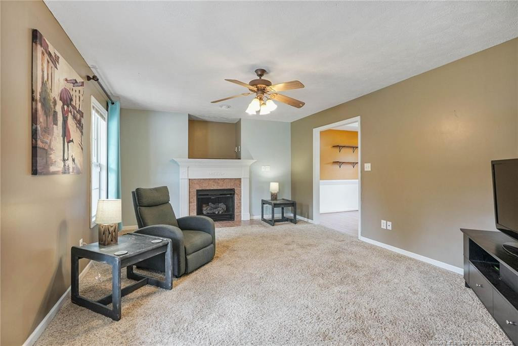 365 Yorkshire Drive Property Photo 7