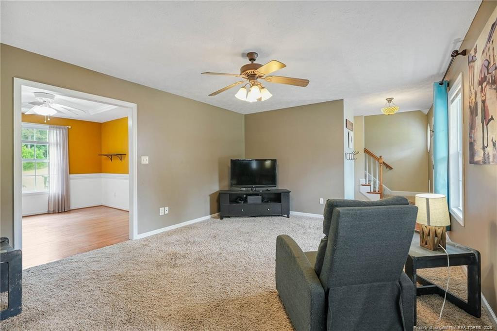 365 Yorkshire Drive Property Photo 8