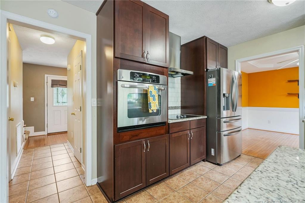 365 Yorkshire Drive Property Photo 13