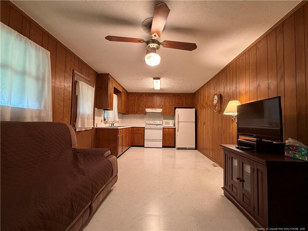 672 E Palmer Road Property Photo 14