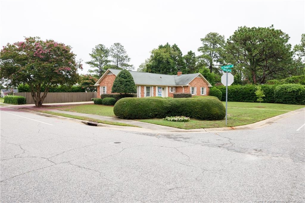 2630 Mirror Lake Drive Property Photo 4