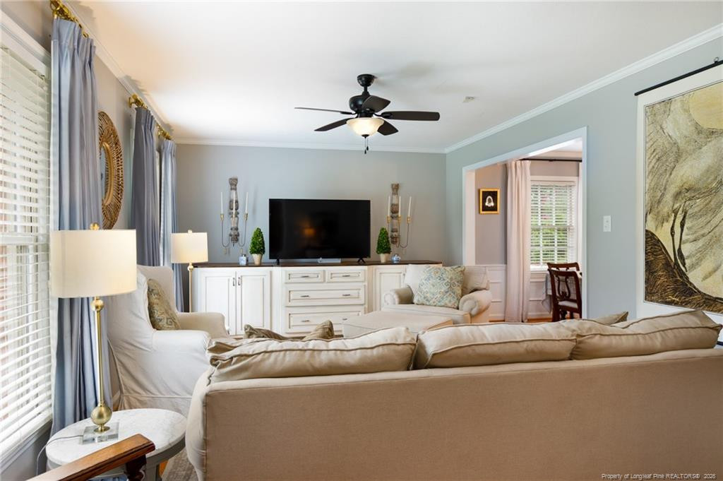 2630 Mirror Lake Drive Property Photo 6