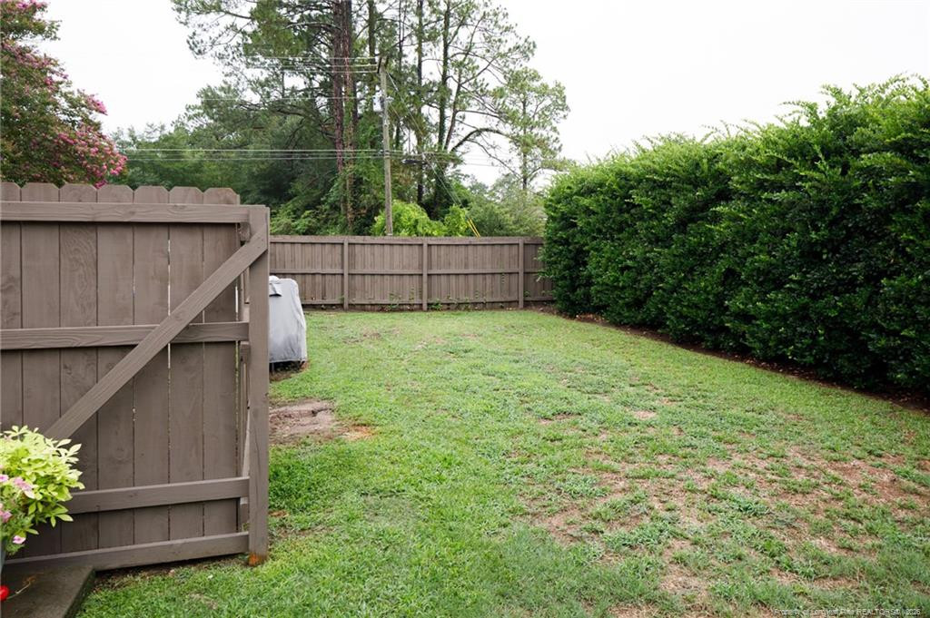 2630 Mirror Lake Drive Property Photo 28