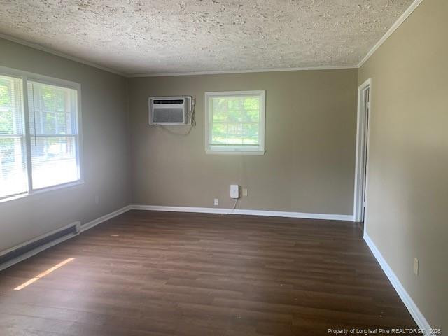 814 Varsity Drive A-b Property Photo 2