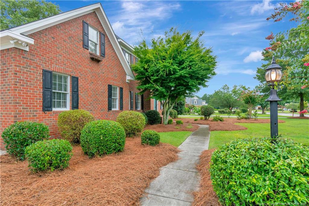 5008 Willow Oak Drive Property Photo 3