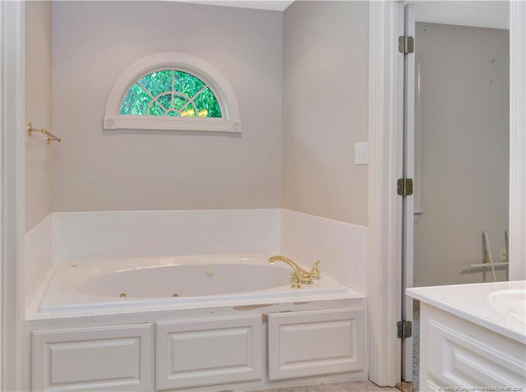 5008 Willow Oak Drive Property Photo 27