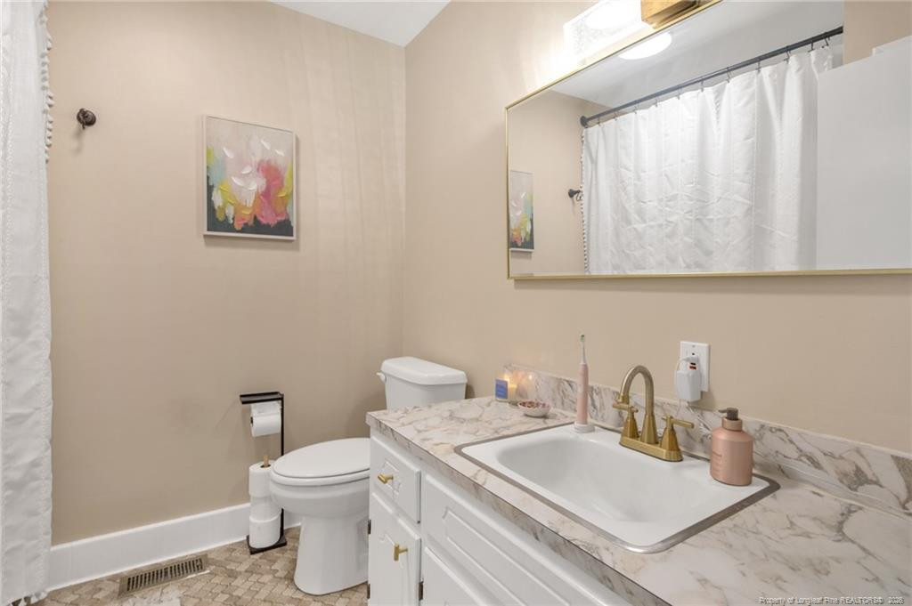 1674 Bainbridge Road Property Photo 24