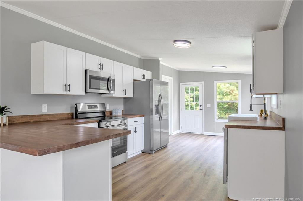64 Outfield Drive Property Photo 4