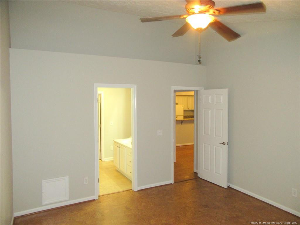 3346-11 Harbour Pointe Place Property Photo 11