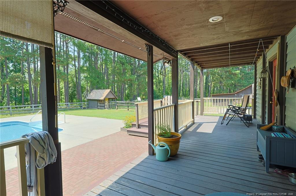 641 Sunridge Drive Property Photo 22